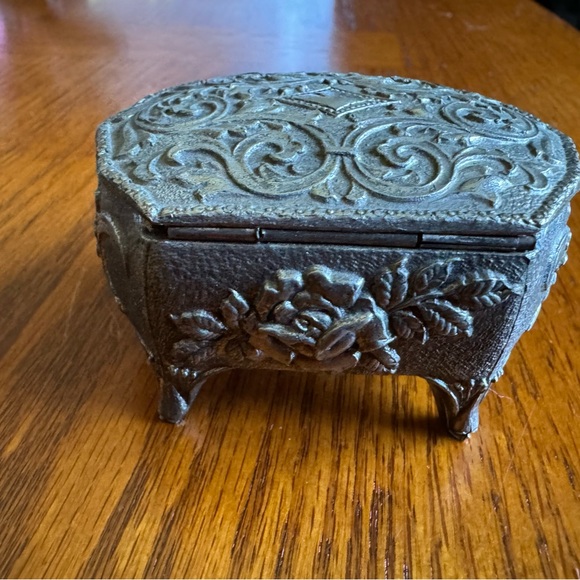 Vintage,Pewter Style Box,Silver Box,Jewelry - Picture 3 of 7